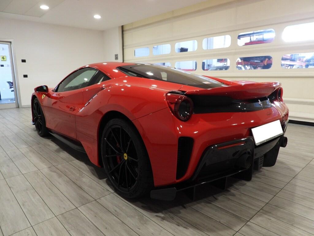 Ferrari 488 Coupe 3.9 Pista F1