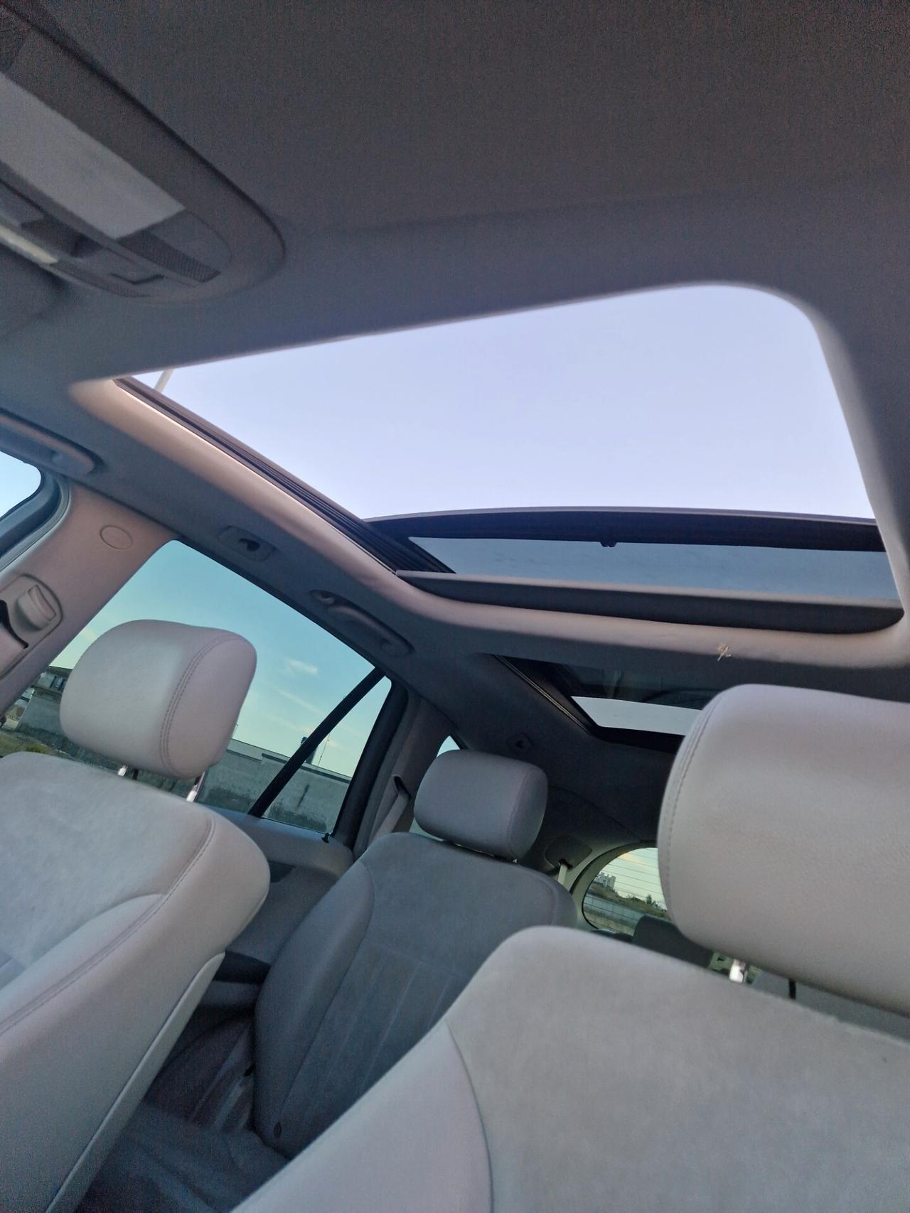 Mercedes-benz R 320 CDI cat 4Matic Sport