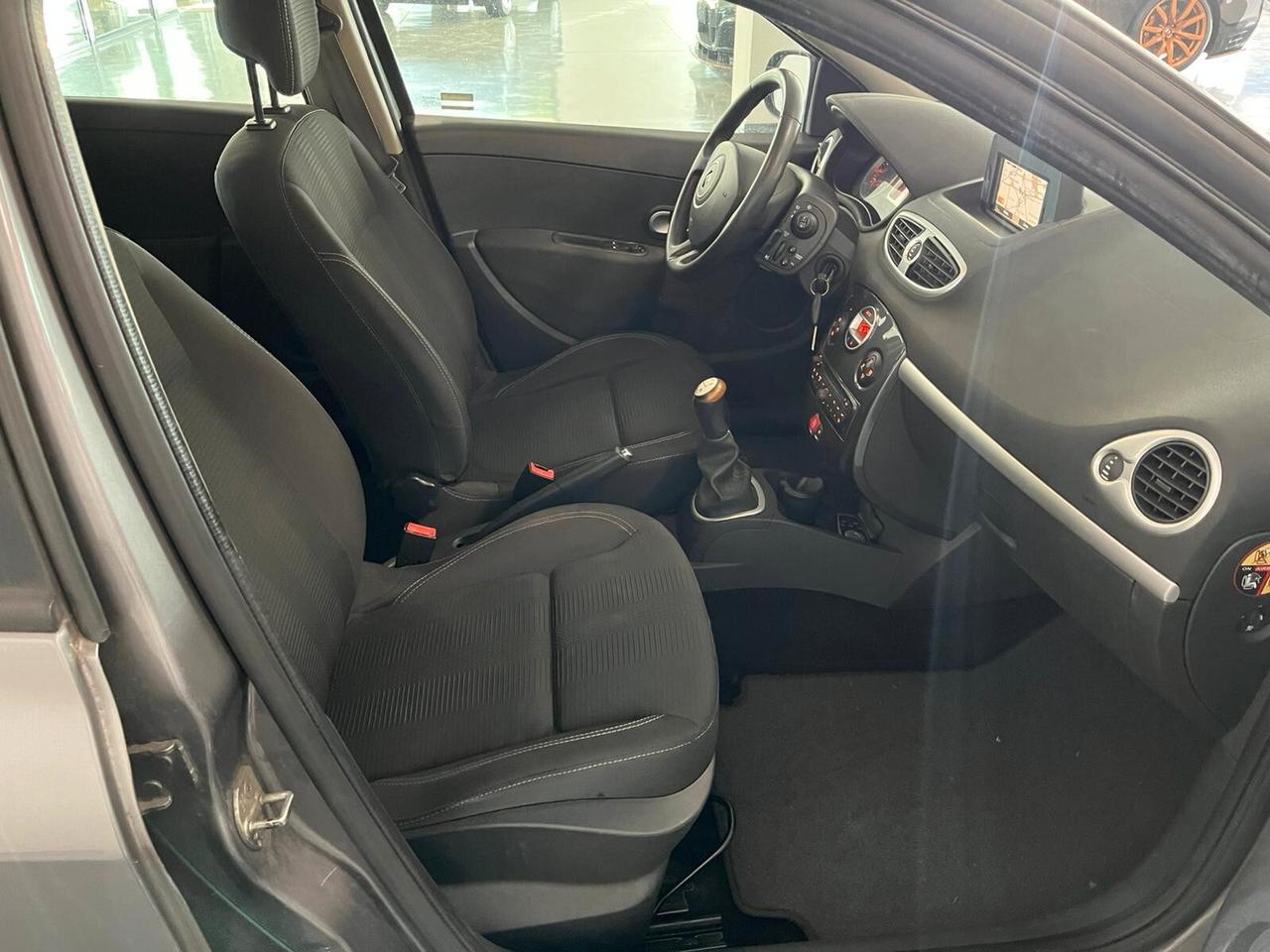 Renault Clio 1.2 16V SporTour Dynamique