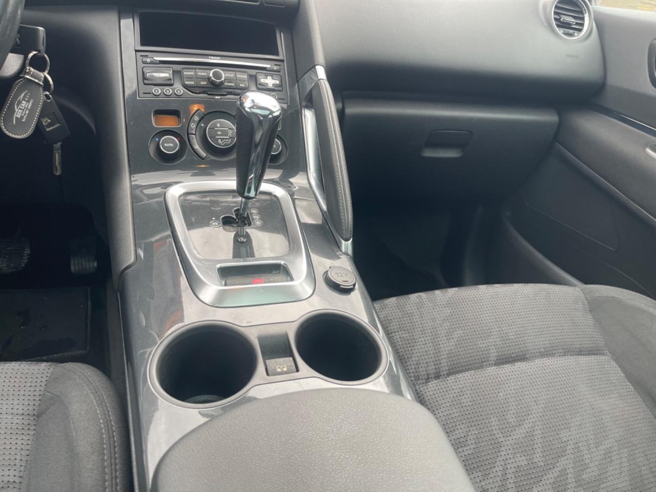 Peugeot 3008 1.6 e-HDi 112CV cambio robotizzato Stop&Start Allure