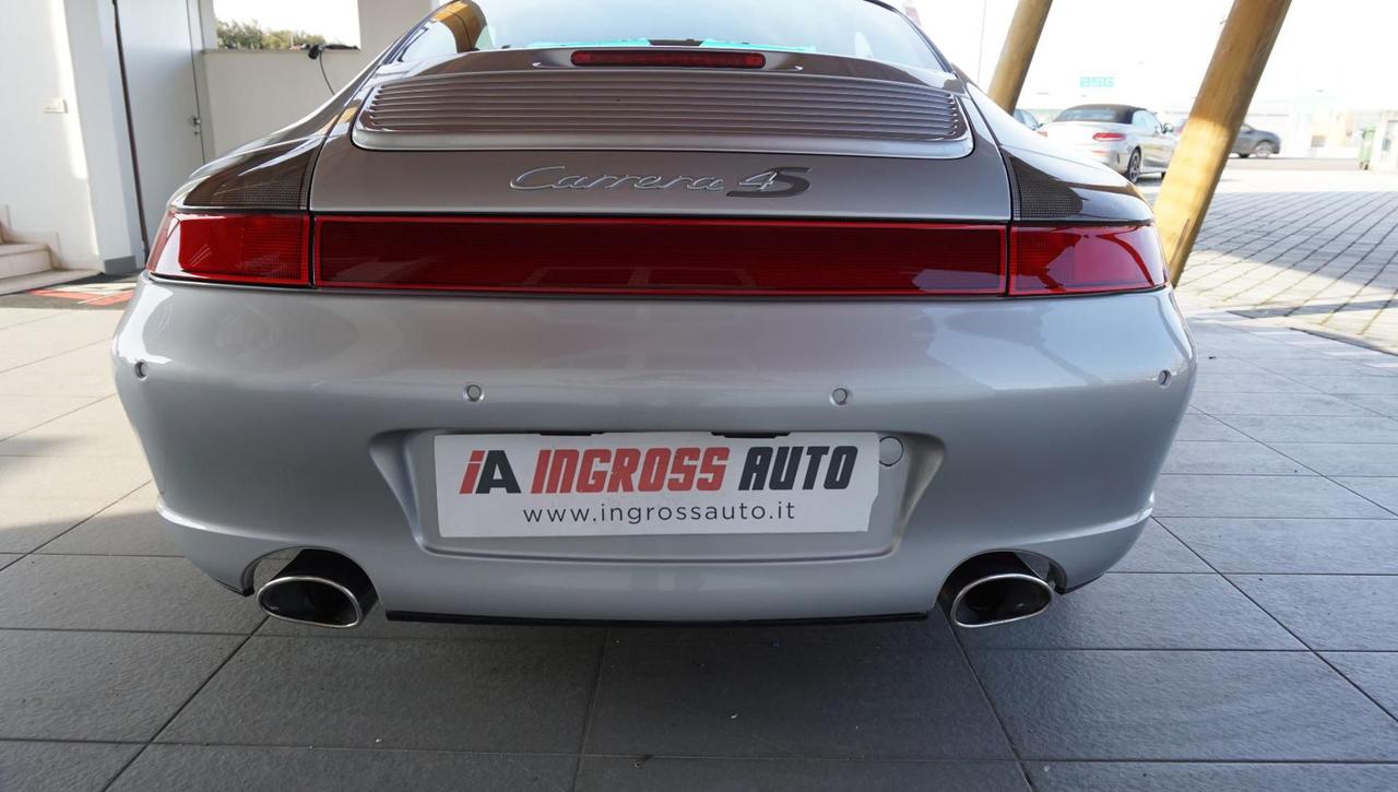 Porsche 911 Carrera 4S cat Coupé