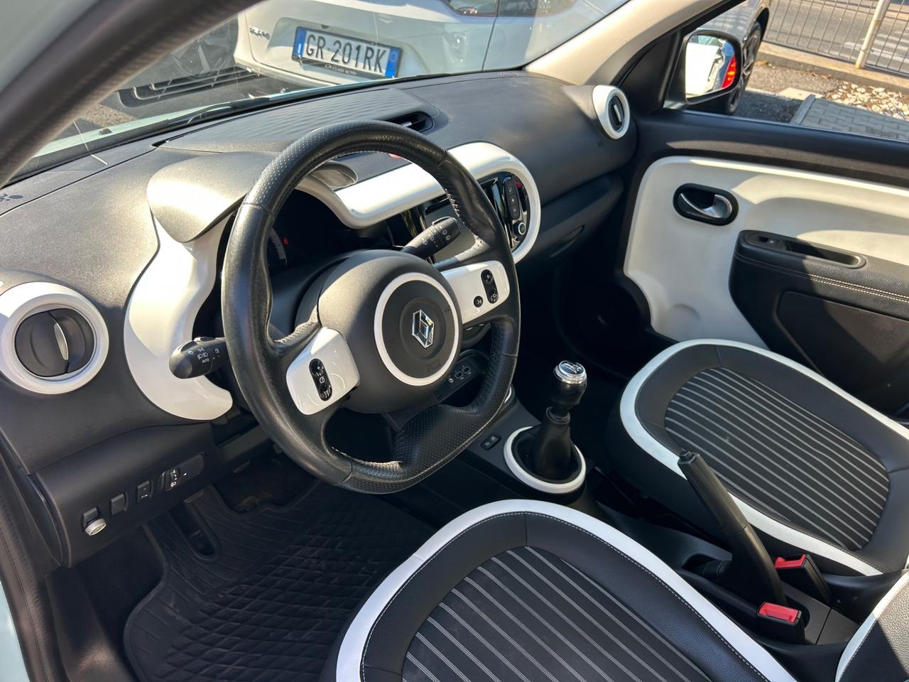 Renault Twingo SCe 65 CV Intens