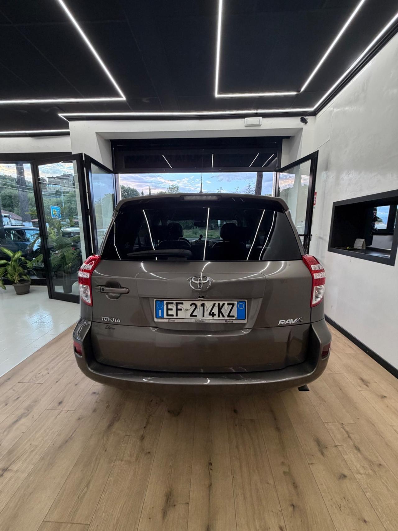 Toyota RAV 4 RAV4 Crossover 2.2 D-Cat 177 CV Executive
