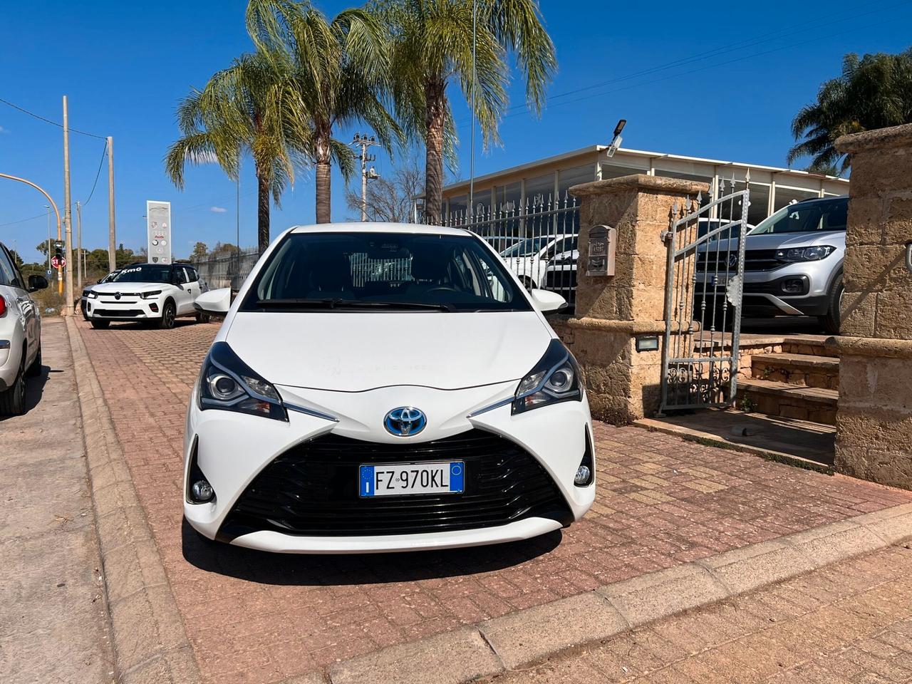 Toyota Yaris 1.5 Hybrid 5 porte Business