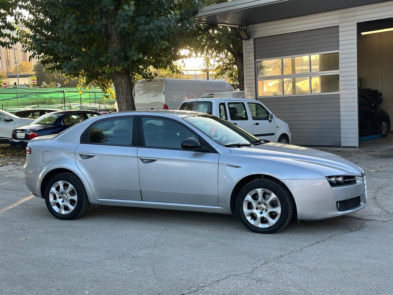Alfa Romeo 159 1.9 JTS 16V Distinctive solo 130mila km