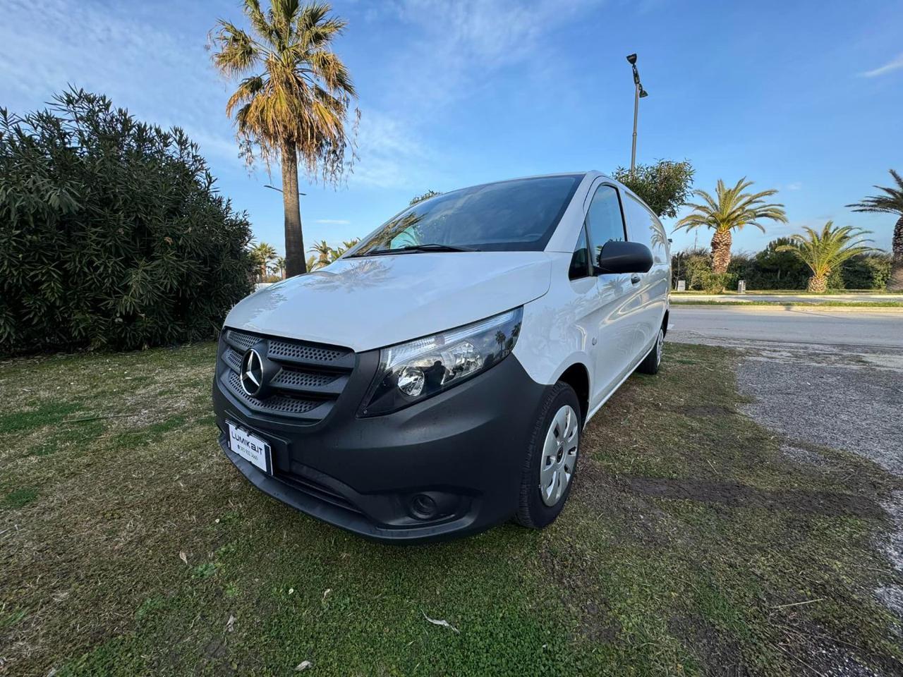 MERCEDES Vito 114 cdi compact auto my20