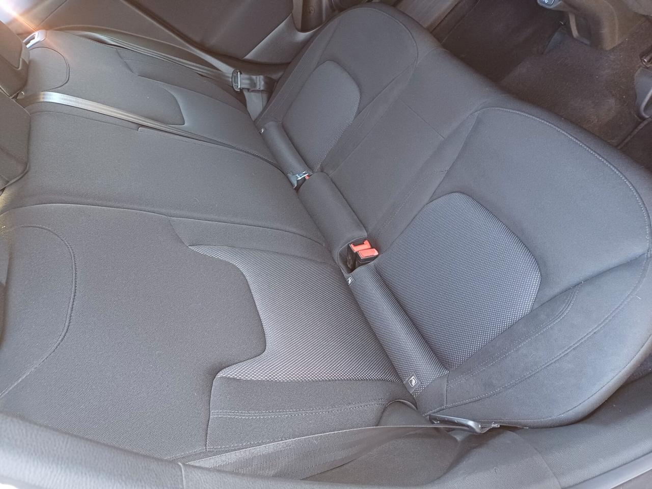 Jeep Renegade 1.6 Mjt 120 CV Longitude