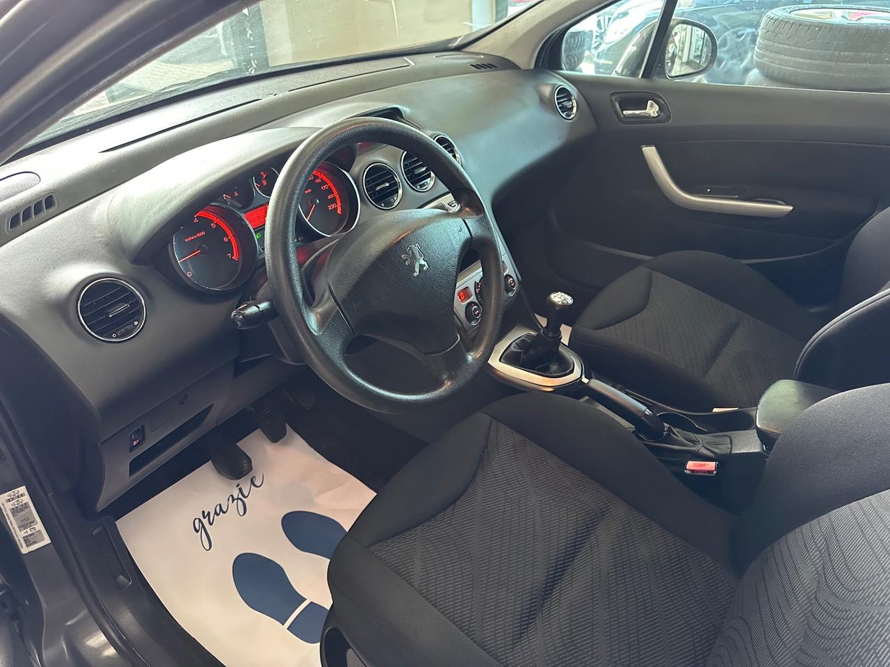 Peugeot 308 1.4 VTi 95CV 5p. Premium