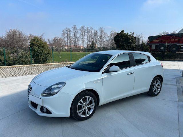ALFA ROMEO Giulietta 1.6 JTDm-2 105 CV Distinctive