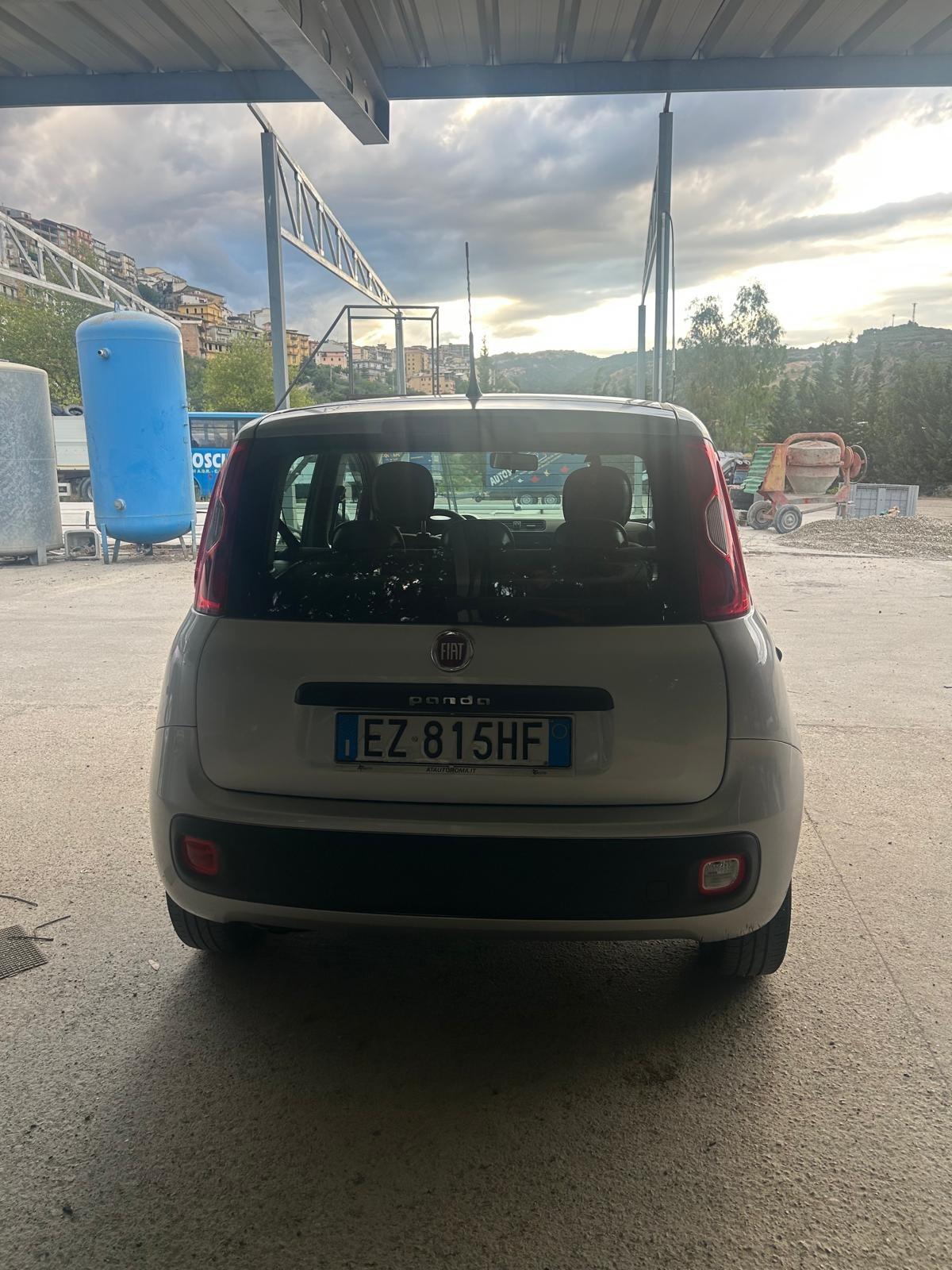 Fiat Panda 1.3 MJT 75 CV ALLESTIMENTO CROSS INTERNO