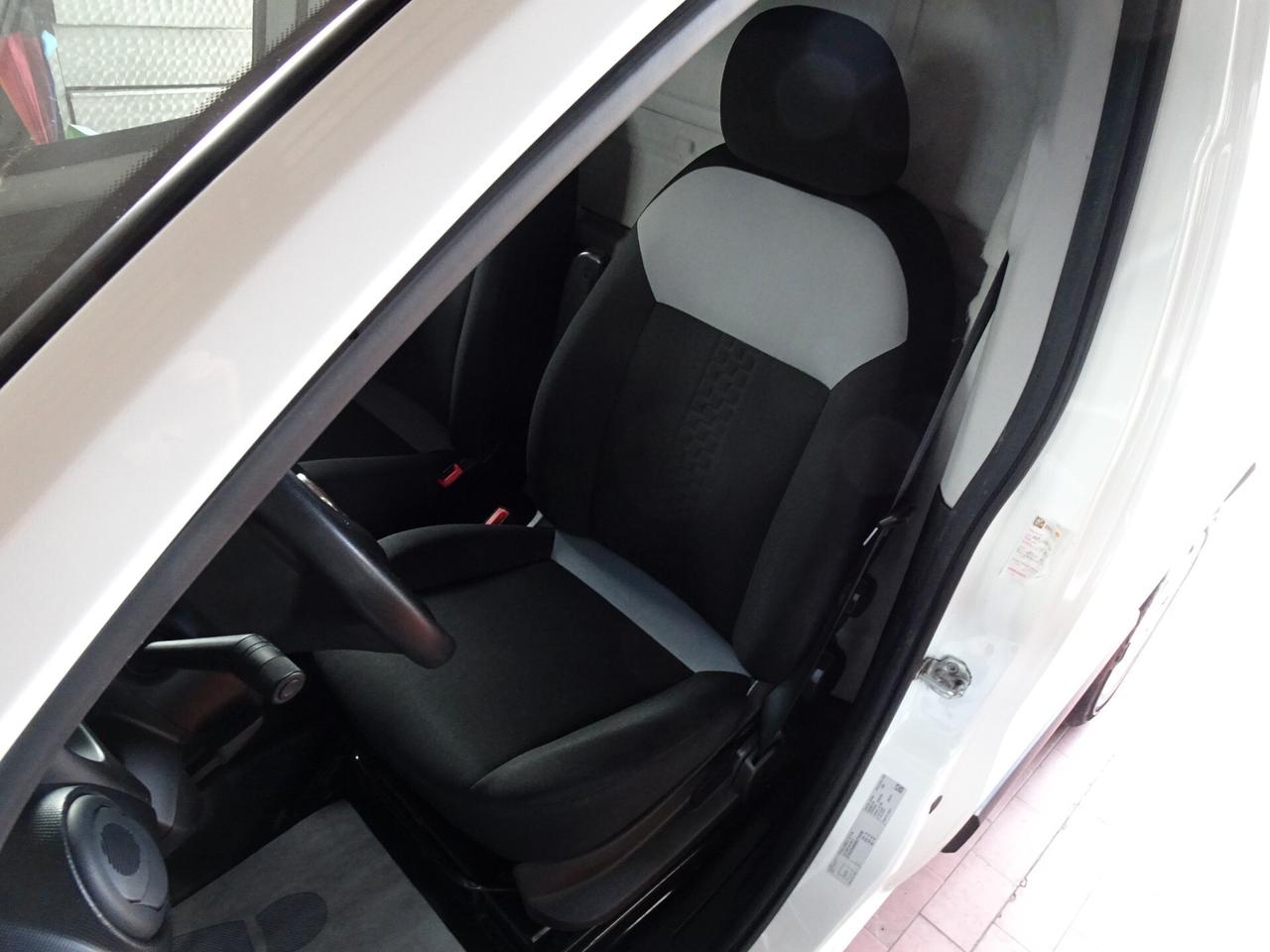 Fiat Fiorino 1.3 MJT 95CV Cargo SX