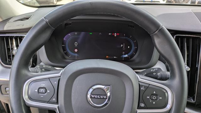 VOLVO XC60 B4 D AWD 2.0cc 197cv GEARTRONIC GOOGLE CRUISE C.