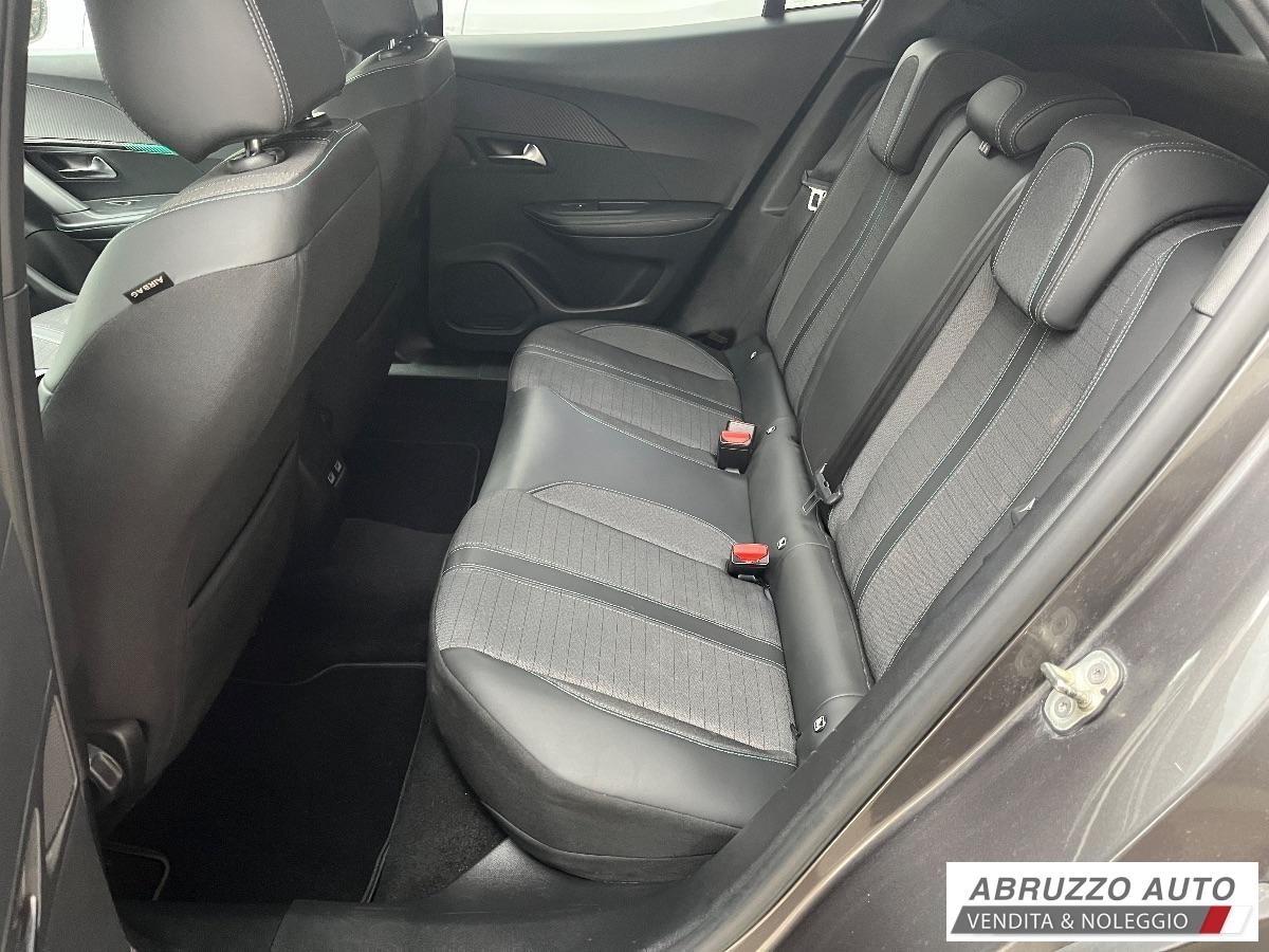 PEUGEOT 2008 PureTech 130 S&S Allure Pack