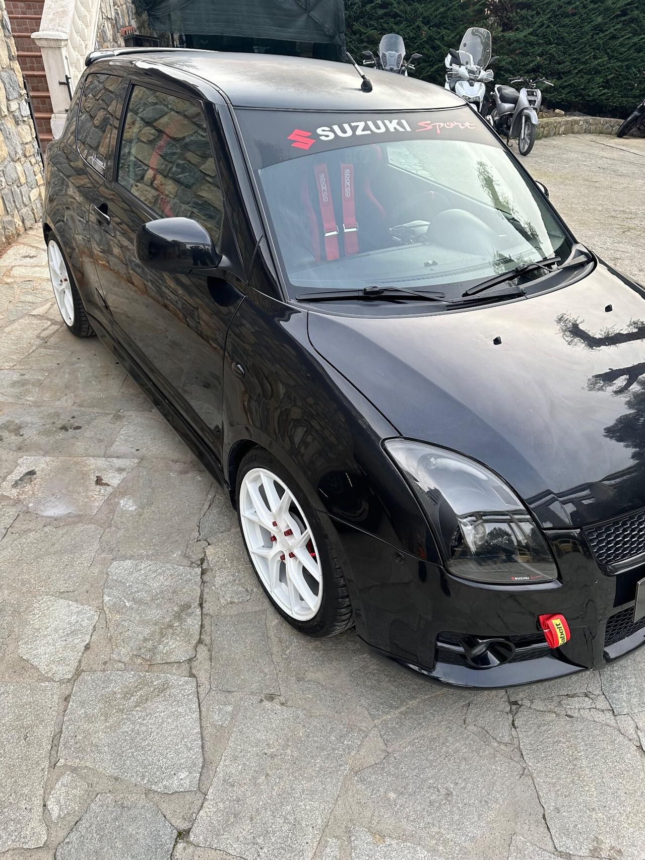 Suzuki Swift 1.6 3p. Sport