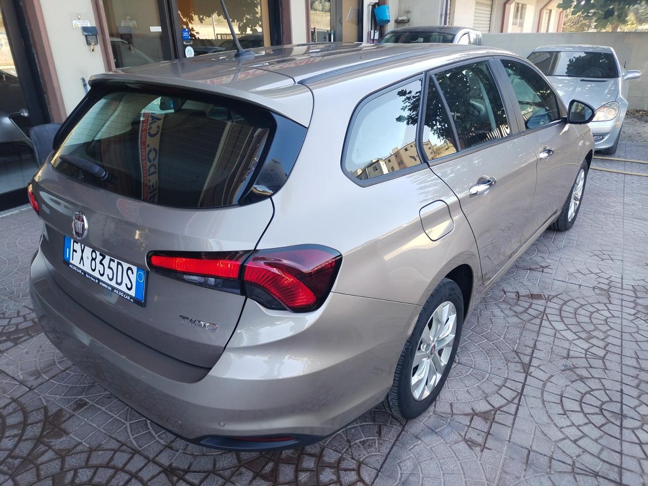 Fiat Tipo 1.6 Mjt S&S SW Lounge