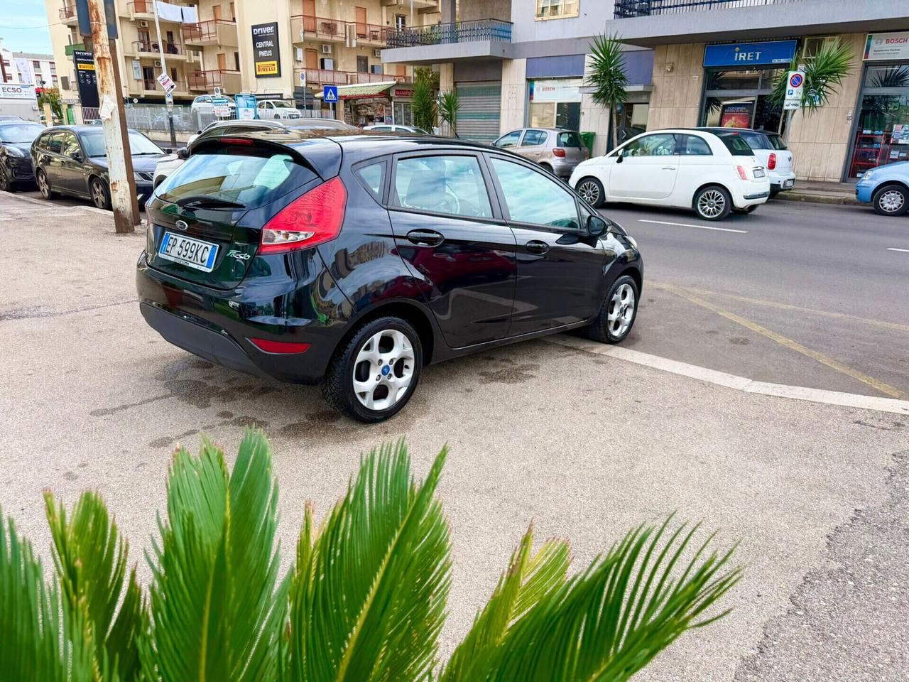 Ford Fiesta 1.4 TDCi DIESEL 70CV 5 porte - Anno 11/2012 - NEOPATENTATO