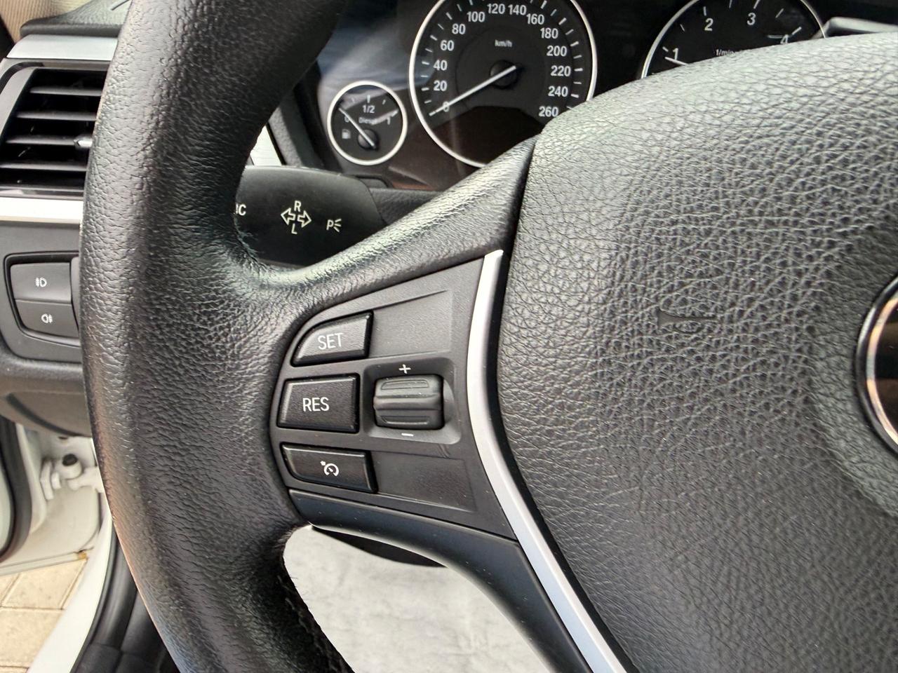 Bmw 318d Touring Modern TAGLIANDI BMW