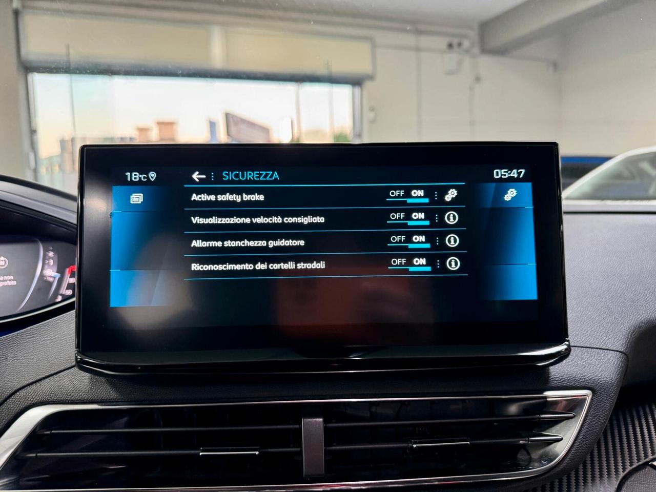 Peugeot 3008 1.5 BlueHDi 130cv EAT8 Allure 2022