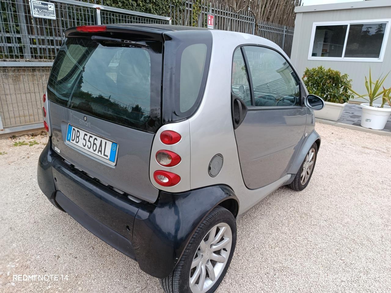 Smart ForTwo 700 coupé pure (45 kW)