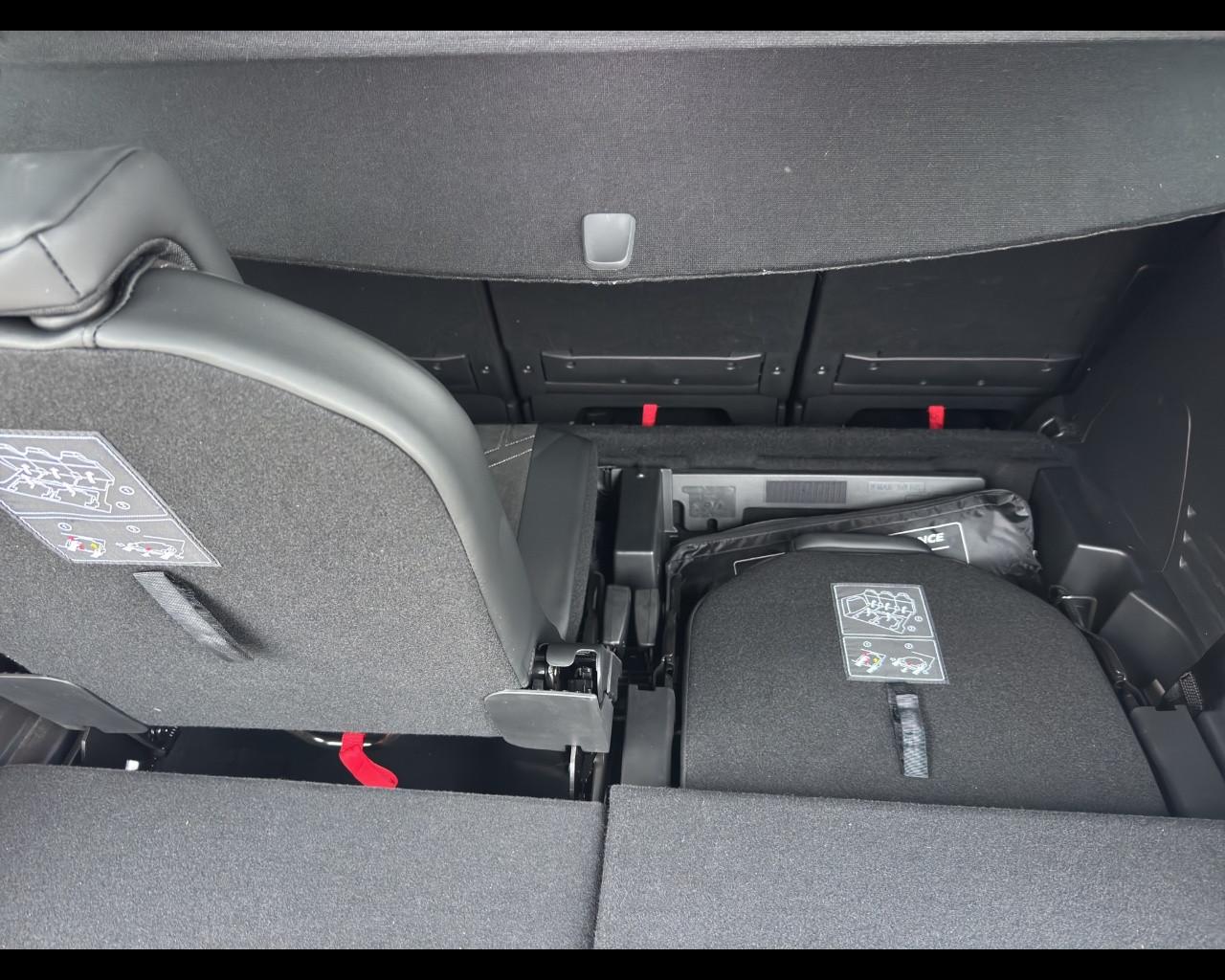 PEUGEOT 5008 2ª serie - 5008 BlueHDi 130 S&S GT CAMBIO MANUALE