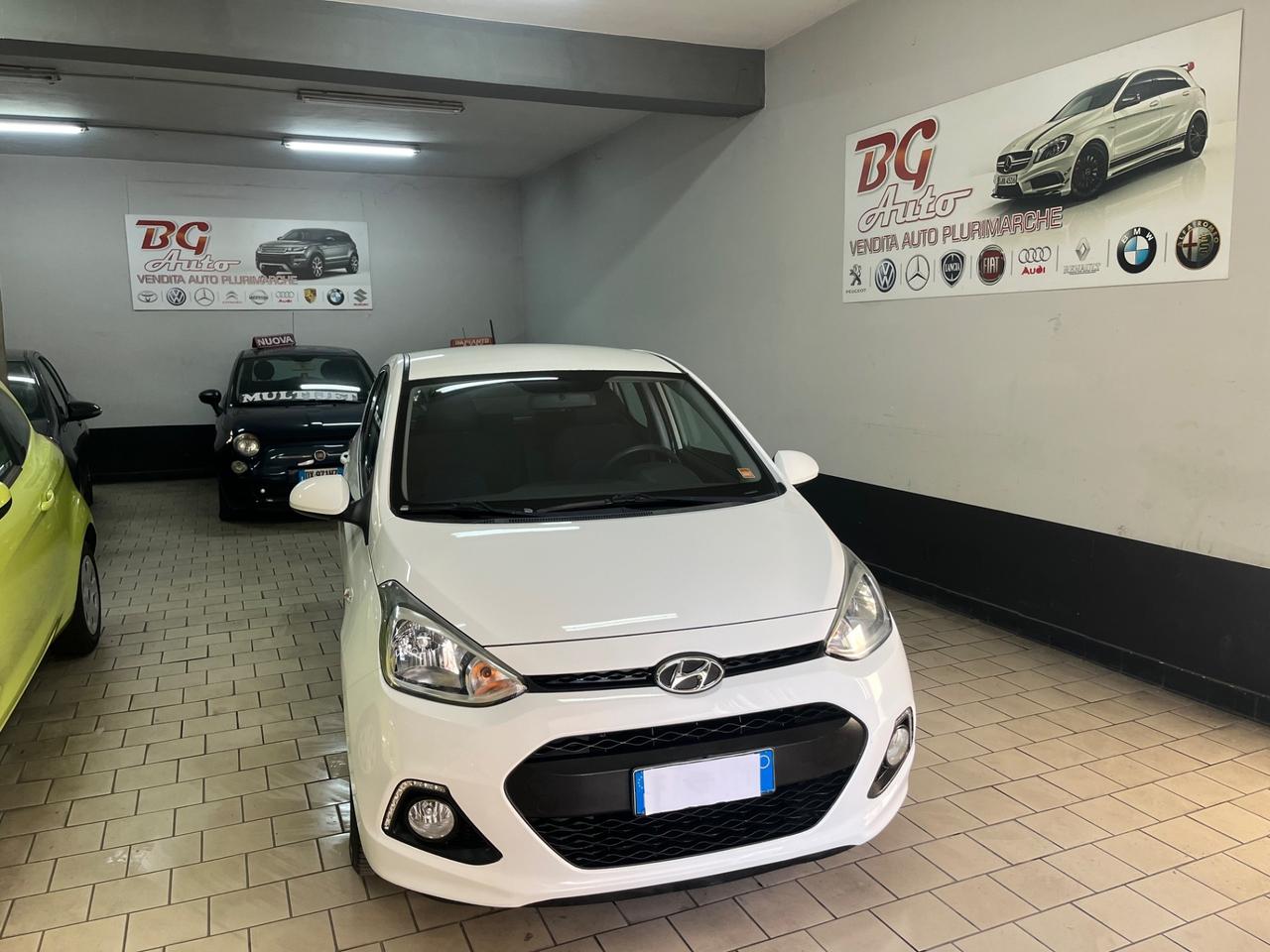 Hyundai i10 1.0 full optional