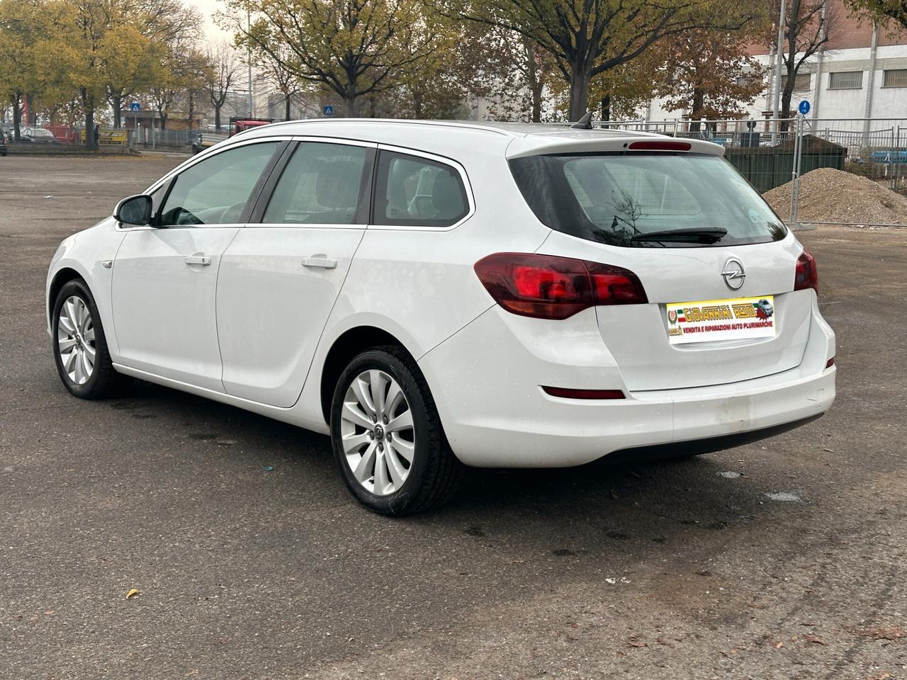 Opel Astra 1.7 CDTI 110CV Sports Tourer Cosmo