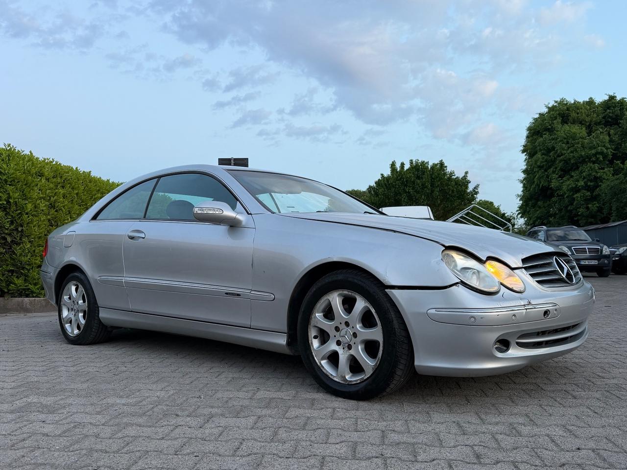 Mercedes-benz CLK 270 cdi elegance