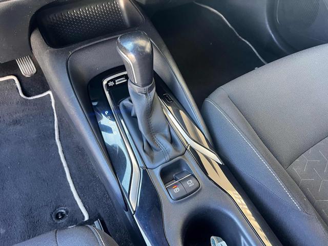 TOYOTA Corolla 1.8 Hybrid Active