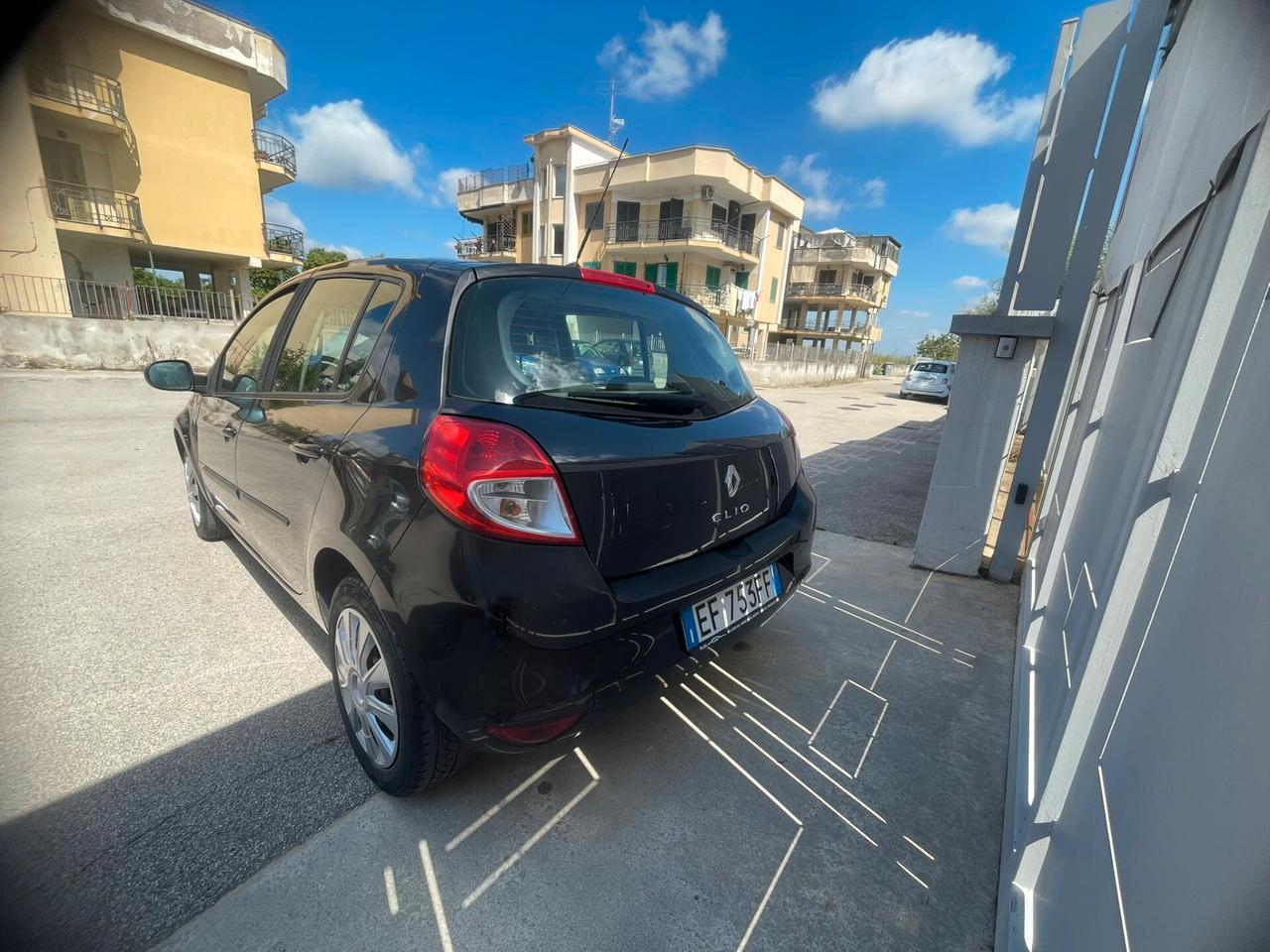 Renault Clio 1.2 16V 5 porte Luxe