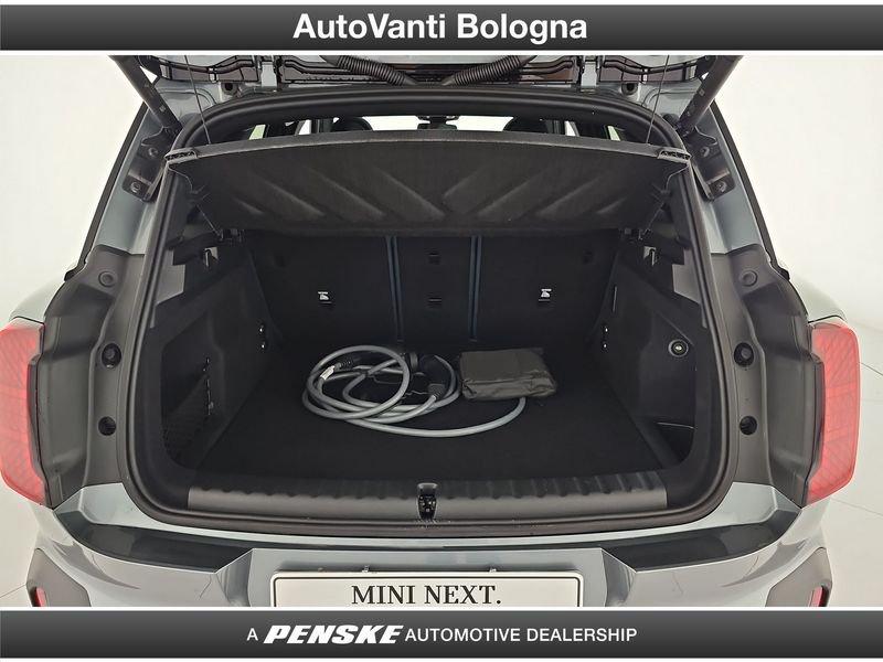 MINI Countryman All-Electric SE ALL4 Favoured
