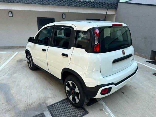 FIAT Panda 1.0 FireFly S&S Hybrid City Cross