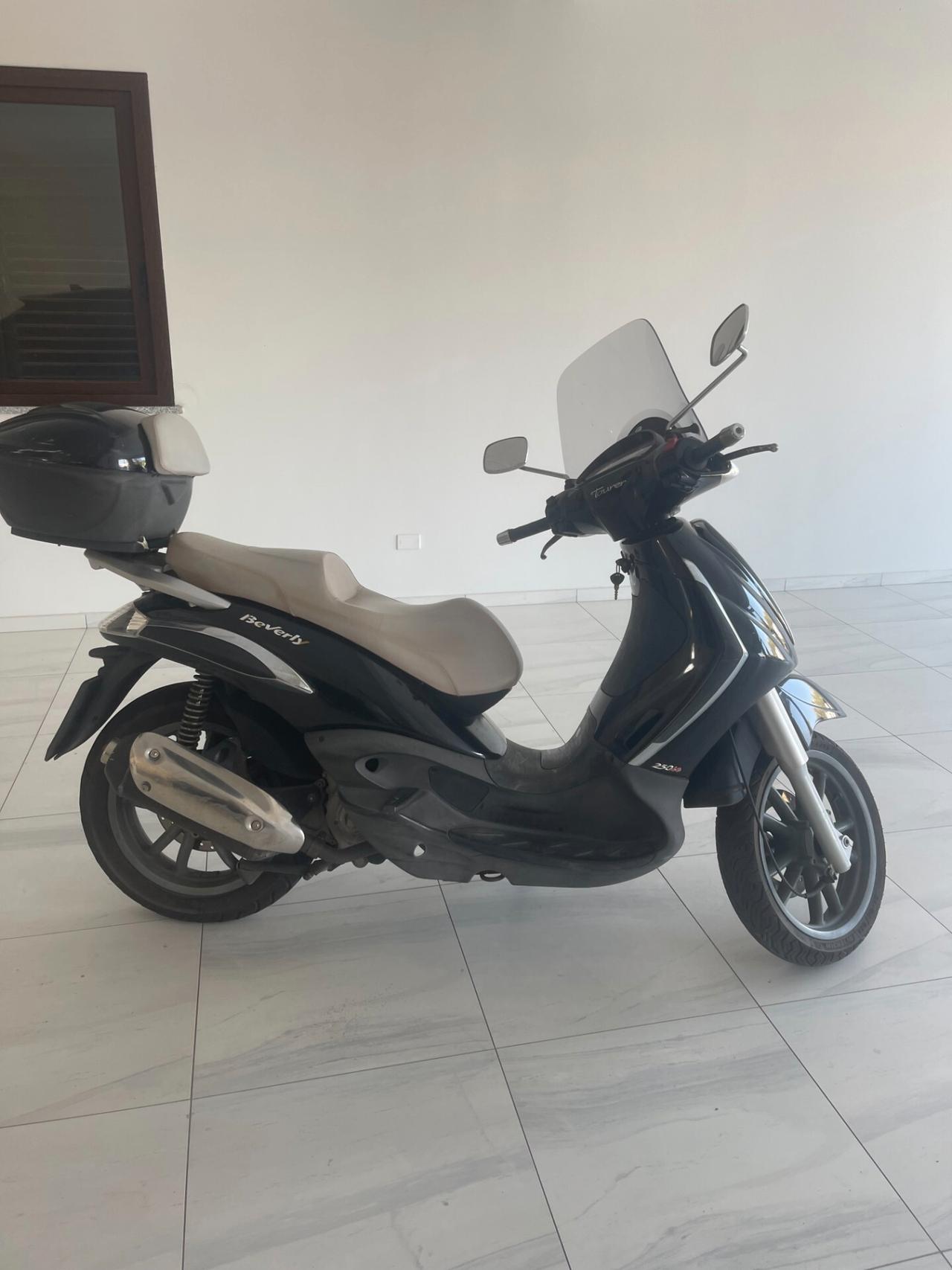 Piaggio Beverly 250 i.e. TOURER