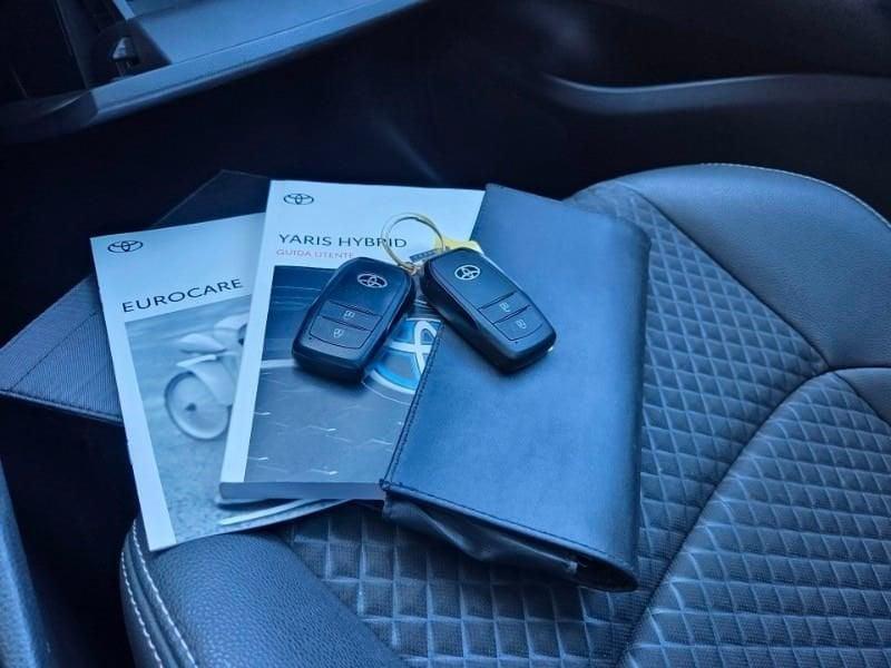 Toyota Yaris 4ª serie 1.5 Hybrid 5 porte Lounge