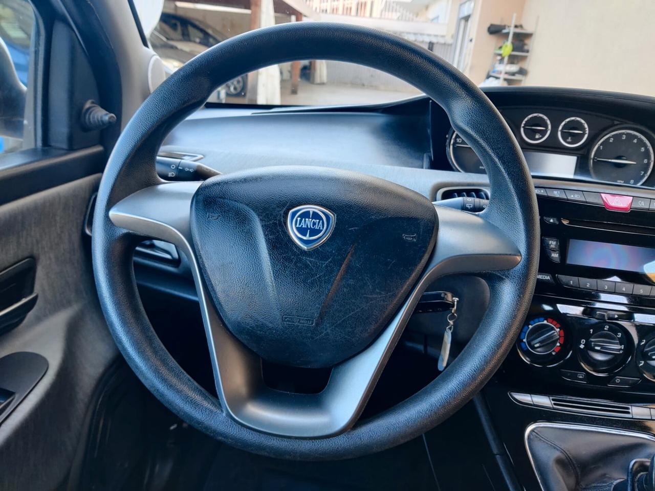 Lancia Ypsilon 1.2 Benzina