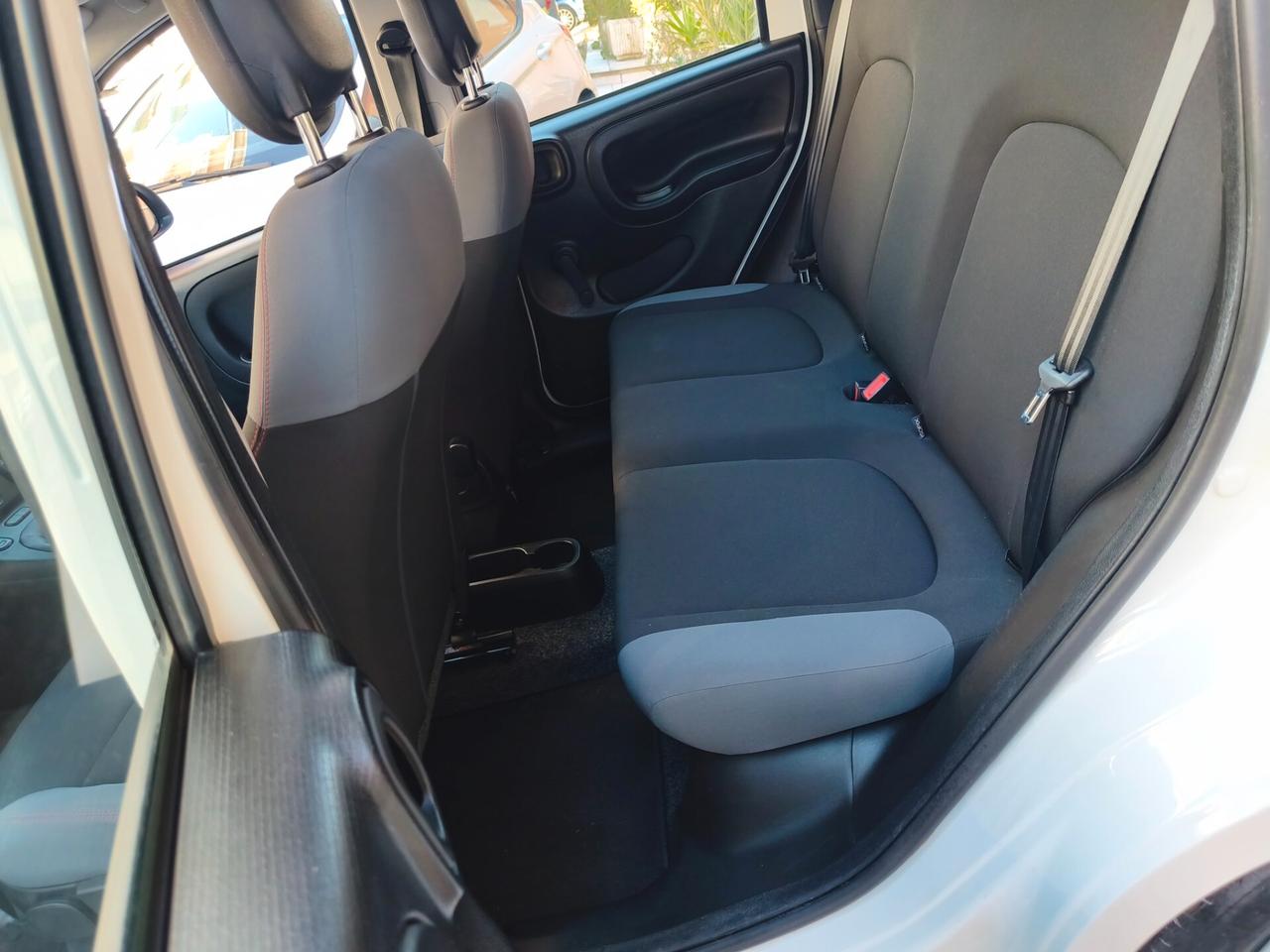 Fiat Panda 1.2 Lounge benzina 70 CV - 2021