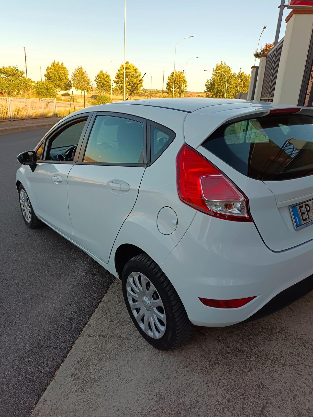 Ford Fiesta 1.2 60CV 5 porte