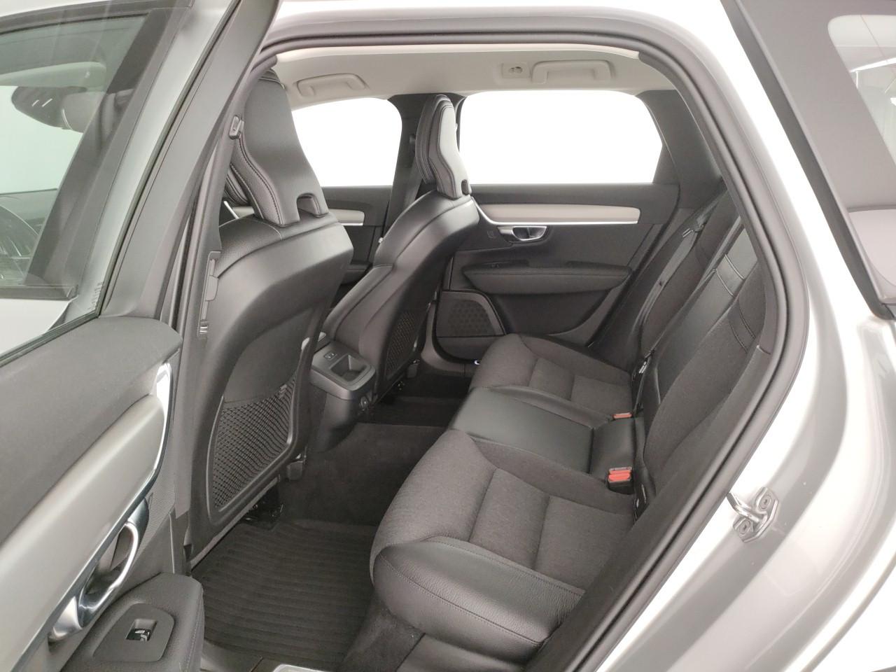 VOLVO V90 Cross Country 2.0 b4 Business Pro awd auto