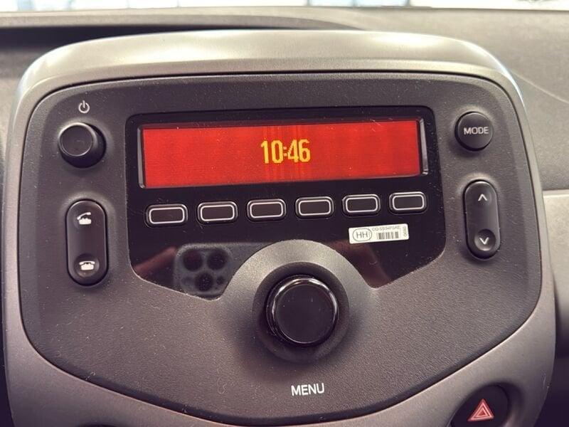 Toyota Aygo Aygo Connect 1.0 VVT-i 72 CV 5 porte x-cool