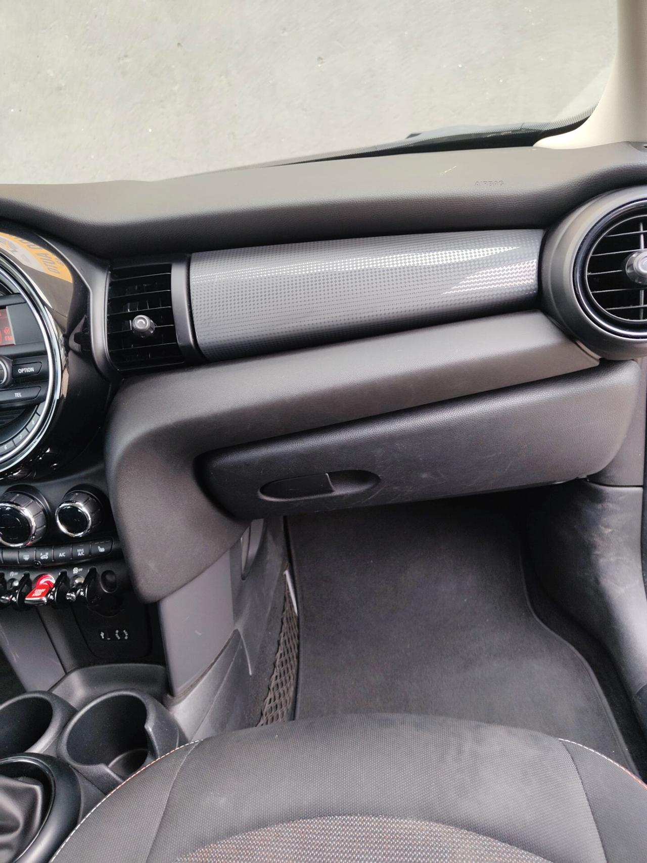 Mini 1.5 One D 5 porte