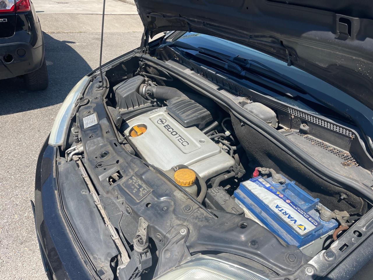 Opel Meriva 1.6 16V benzina euro4 neopatentati