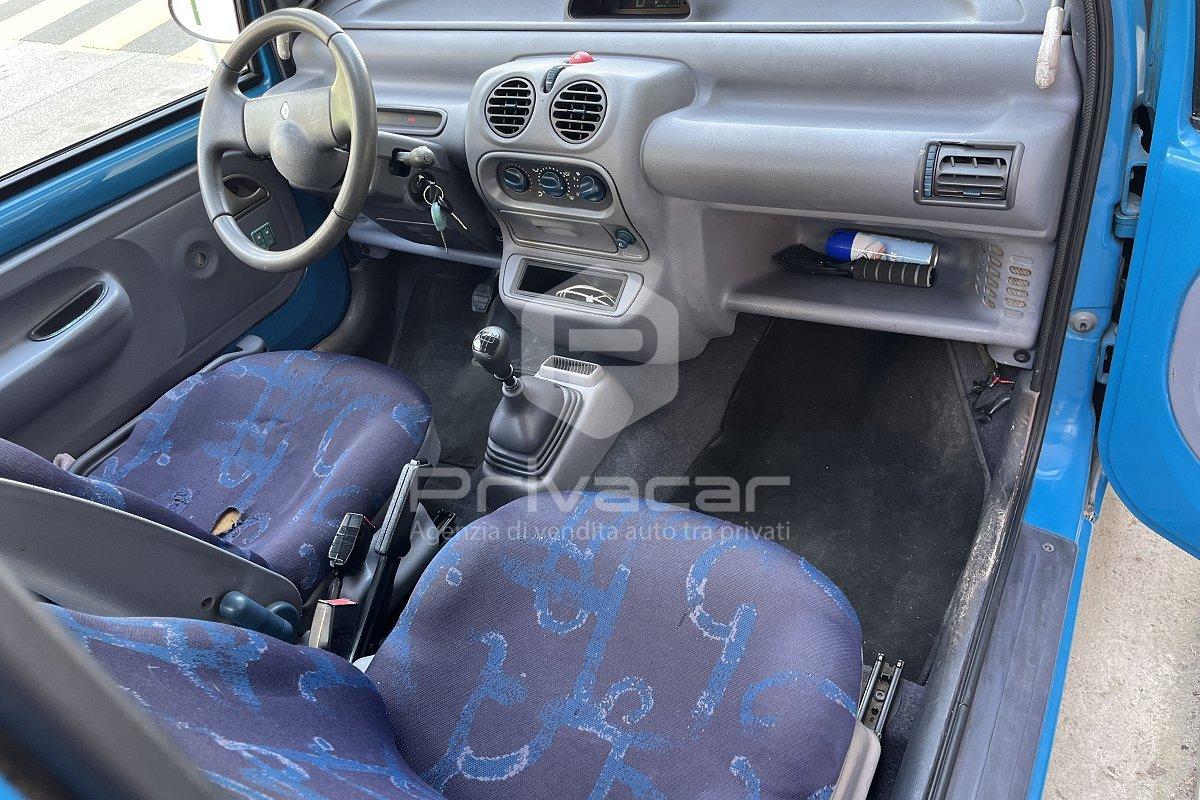 RENAULT Twingo 1.2i cat Base (1239cc)