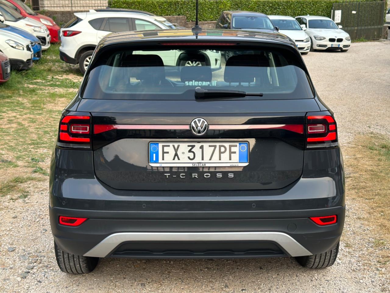 Volkswagen T-CROSS 1.6 TDI STYLE EURO6B LANEASS FRONTASS