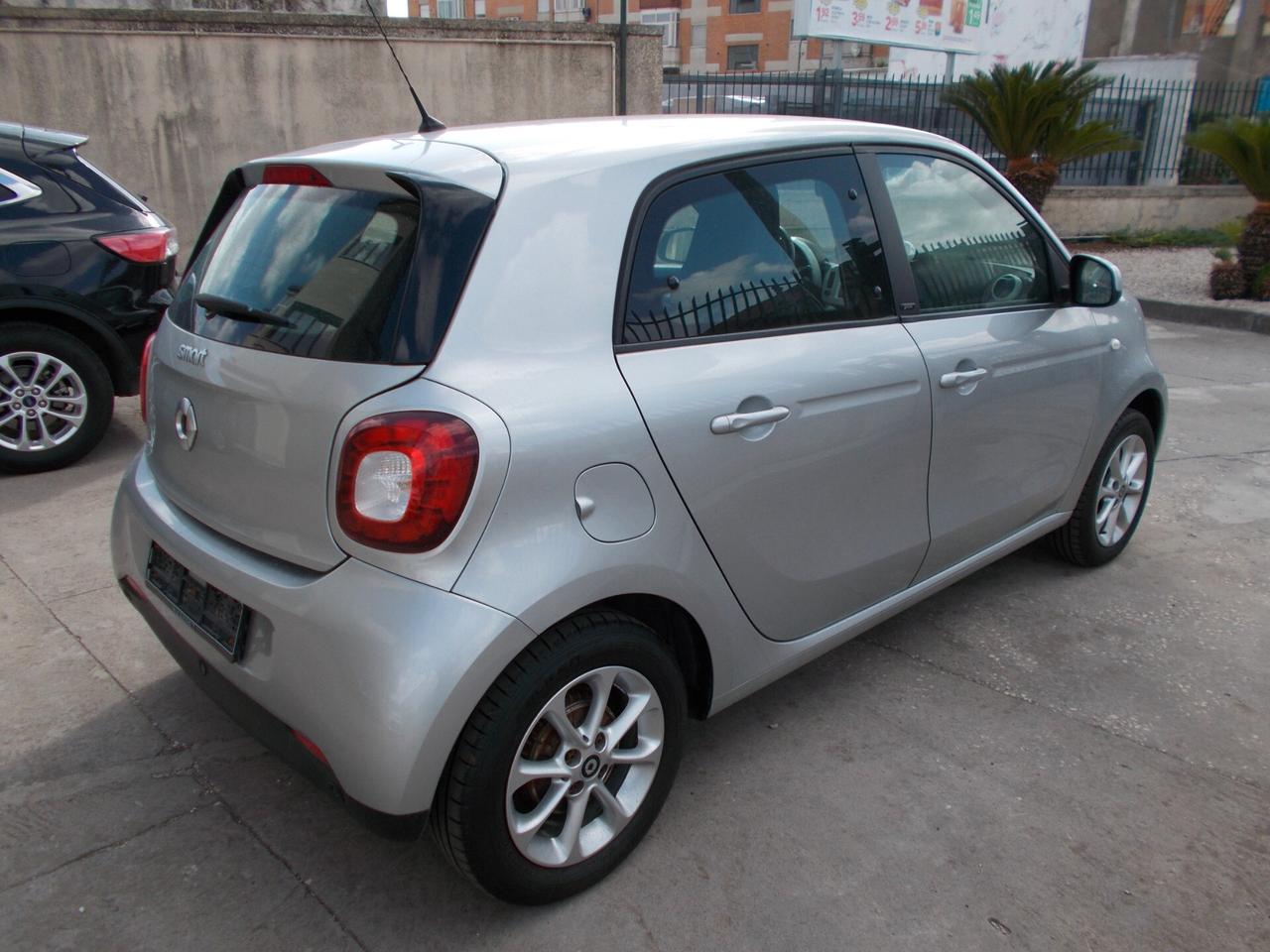 Smart ForFour 70 1.0 Prime