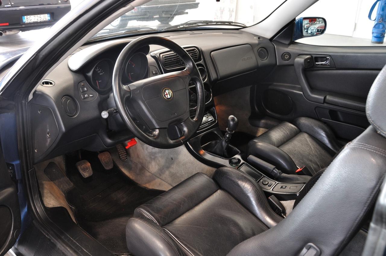 Alfa Romeo GTV 2.0i V6 turbo cat