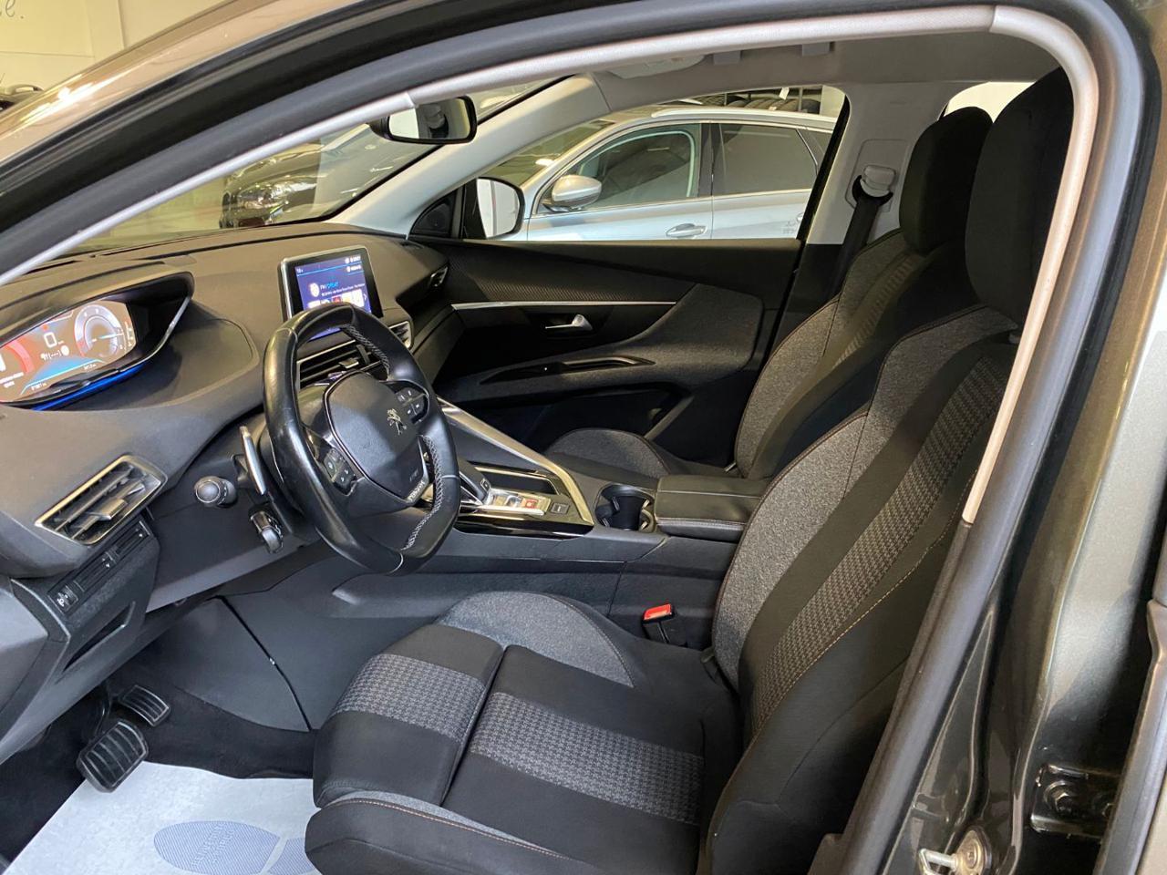 PEUGEOT 3008 BlueHDi 130 S&S EAT8 Business*PROMO*