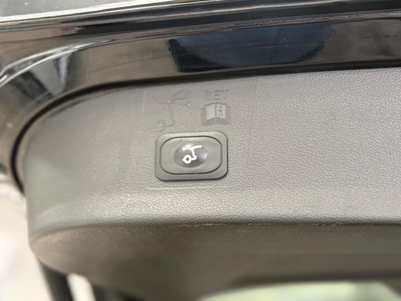 Ford Kuga 1.5 TDCI 120 CV S&S 2WD Titanium