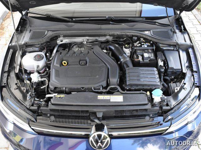 VOLKSWAGEN Golf 1.5 TGI 130cv DSG Life VIRTUAL CARPLAY TRIZONA