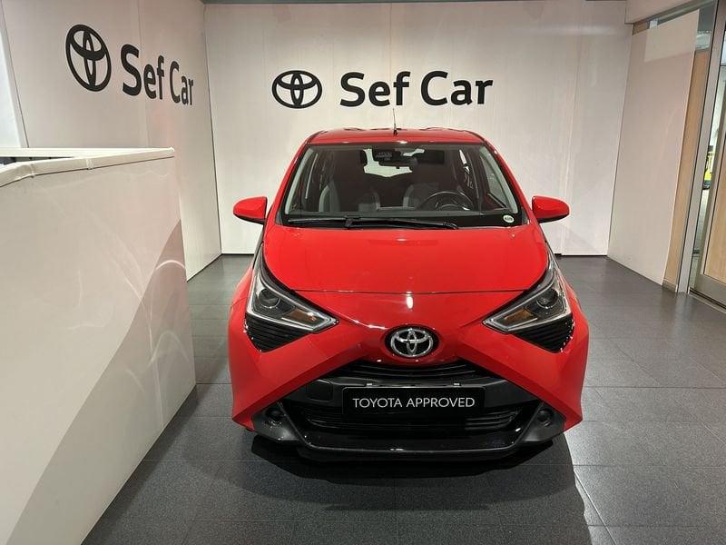 Toyota Aygo Connect 1.0 VVT-i 72 CV 5 porte x-play