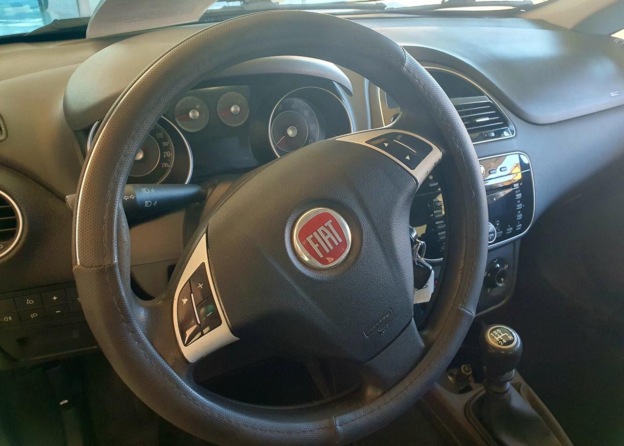 Fiat Punto 1.2 BENZ/GPL - 2017 - KM. 145.000 NEOPATENTATI