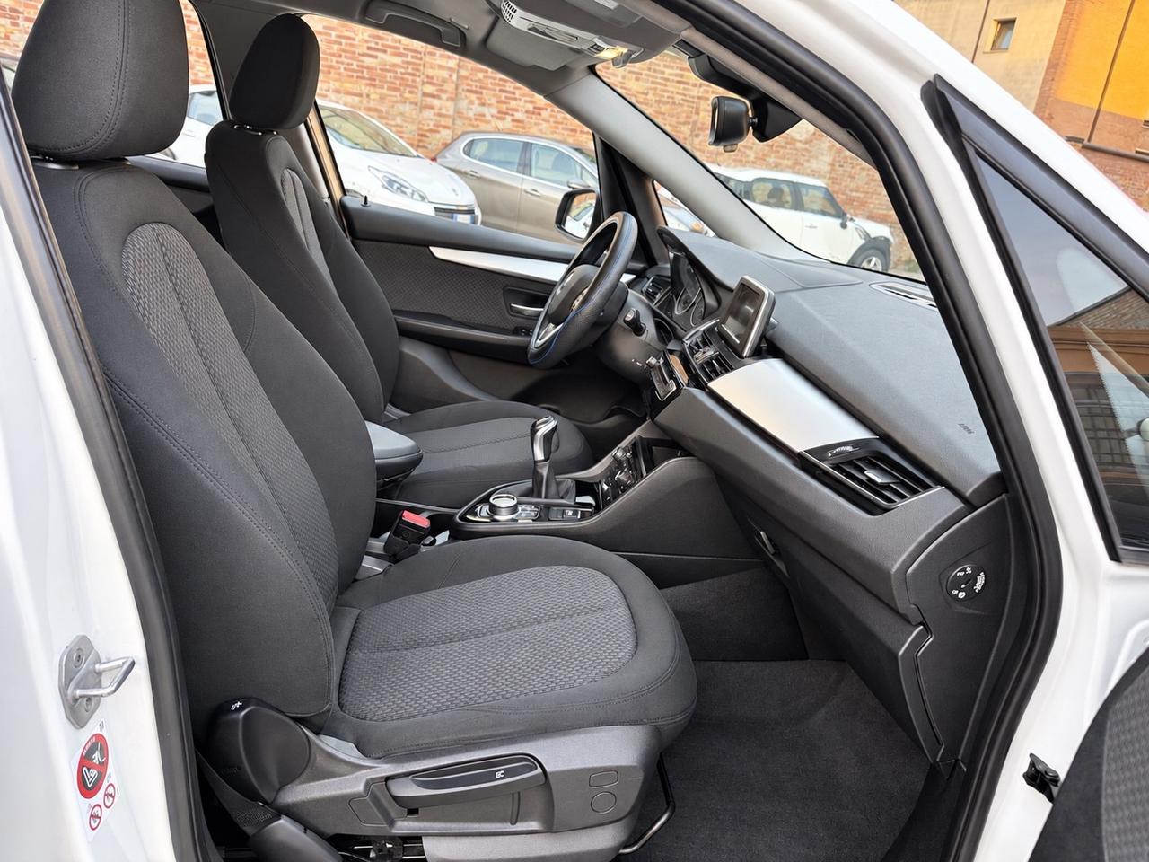 Bmw 216 216d Active Tourer Luxury